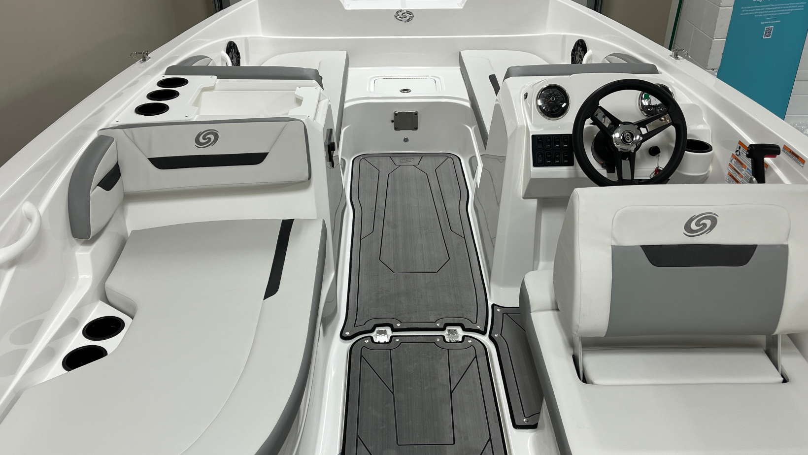 2023 Hurricane SunDeck Sport 205 OB Base - Photo 17